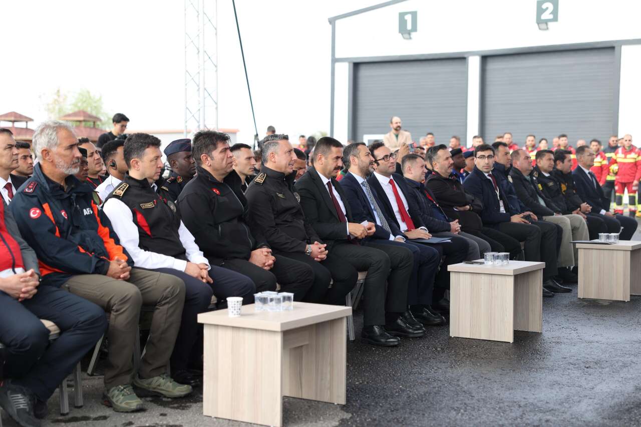 Konya’da bir ilk yaşandı! 14 ülkeden itfaiyeci nefes kesen bir operasyona imza attı 27